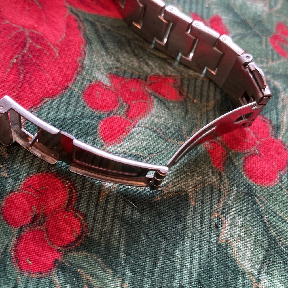 Geneva Watch - Picture 3 of 5